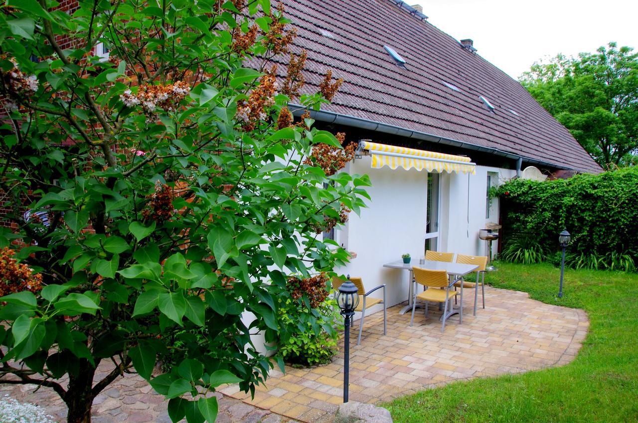 Kastanienhof Am Loppiner See Jabel Bagian luar foto